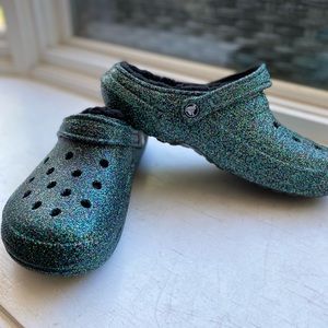 Crocs Classic Lined Glitter Clogs Mens 10Us/ Womens 12 US Fuzzy Slippers